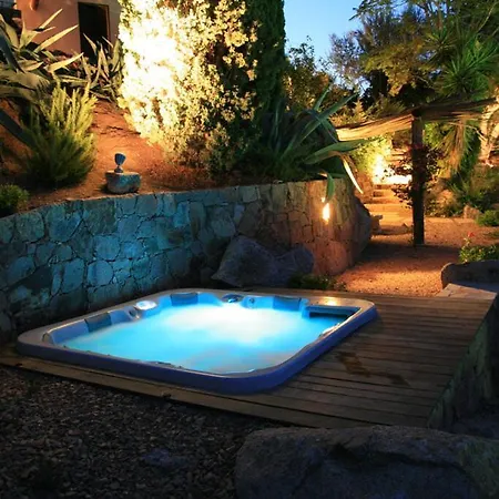 Chambre Shelby Avec Jacuzzi Vue Mer Bed & Breakfast